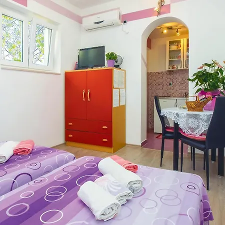 In With House Sea View Apartment *