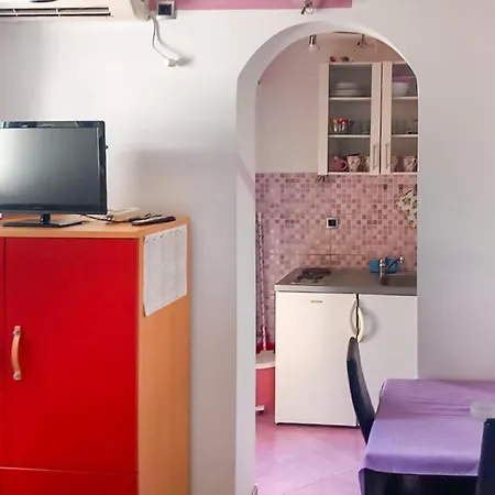 In With House Sea View Apartment Omis
